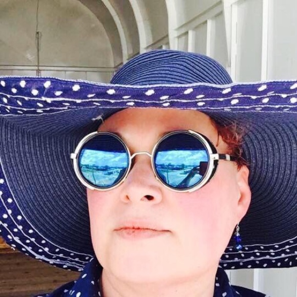 Meet your Posher, Melissa